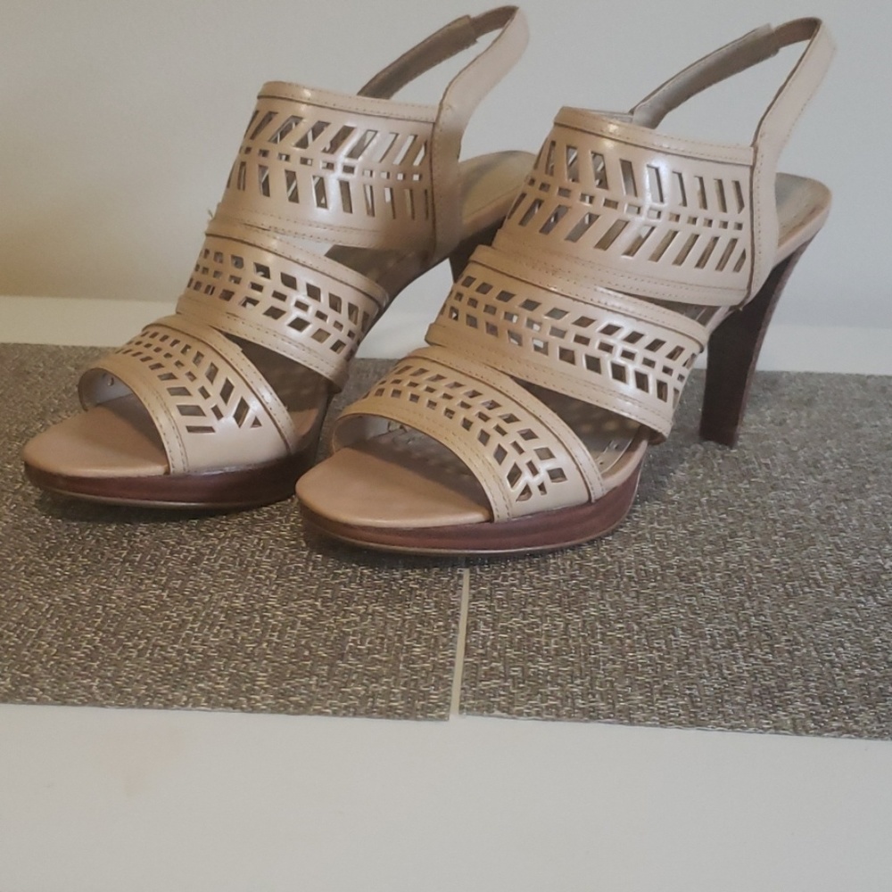 Sling Back / Open Toe Heels